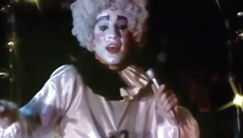 Hawt sweetheart likes a slut