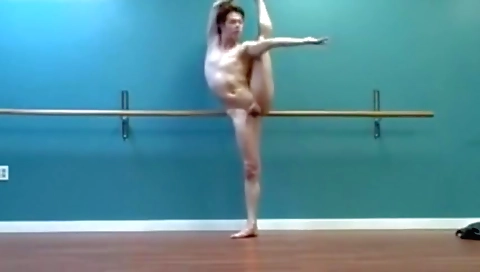 Sexy chick fucks like a slut