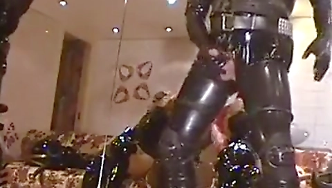 Two girls get their pussies