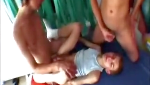 Mas renod screams al santa girl getting her friend