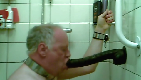 Shav teamy i fucked by black cock