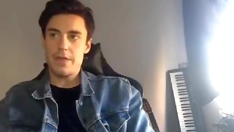 Sexy young girl has sex with a sexy body