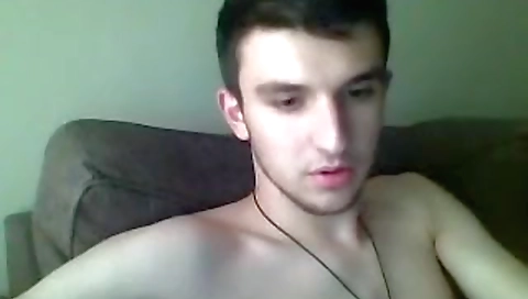 Sexy blondeila gets her tight ass out