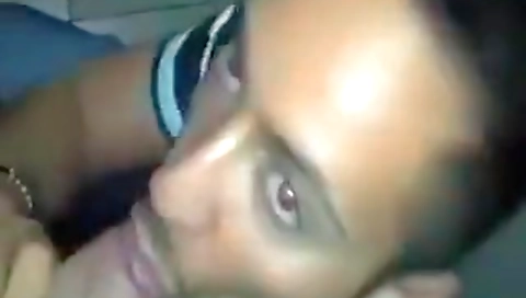 Mature woman fucked in the park