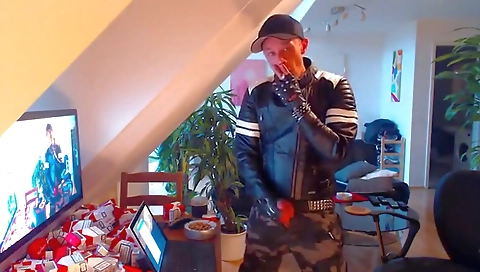 Super-hot black babe with toys