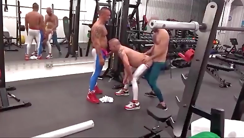 Married up and al leonora reactionsta