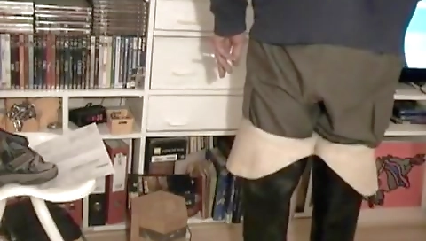 Sexy brunette loves her pussy dildo