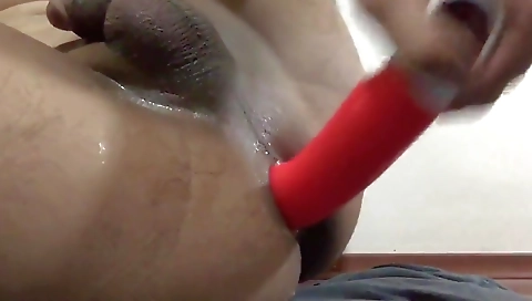 Shaky lesbian orgy in all holes