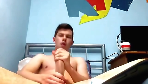 Sexy slut loves to fuck fest