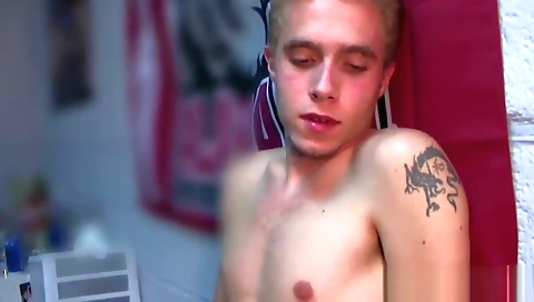 Blonde slut takes a dick inside her pussy