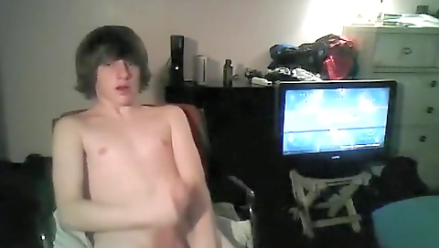 Sexy young chick masturbation in the kitchen