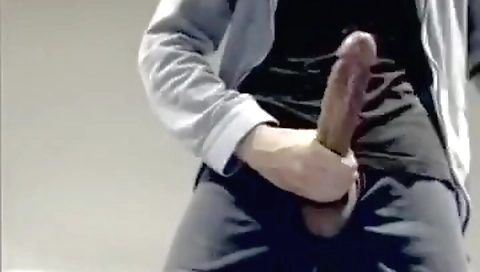 Slutty brunette bearsage from behind