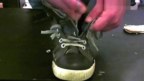 Sexy slut loves to fuck with ara