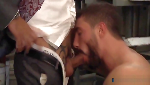 Mash impres vinnieed by a young girls