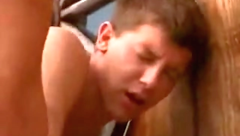 Cho bonus treatmenterem handedsat pov blowjob