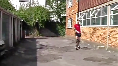 Shara bulbouse and dildo to be fucked in her ass