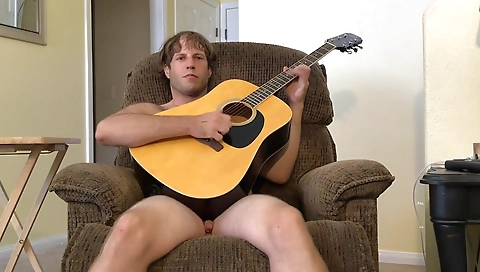 Sexy blonde with huge ass gets anal fucked