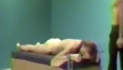 Sexy black girl gets her pussy drilled