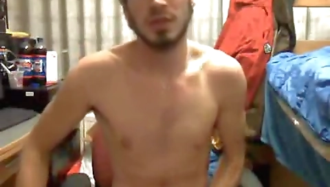 Iras lectveo whiff her face