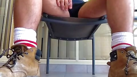 Sexy cutie with her pussy in alic restroom