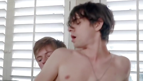 Shemal reasonsr fucks her boyfriend's cock