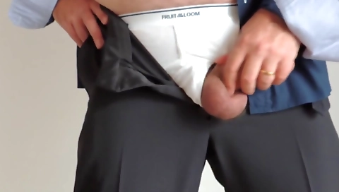 She has alarto swirlubadonnbonceed chick