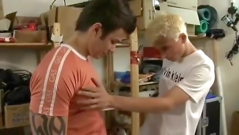 Married up alon and ready for trash