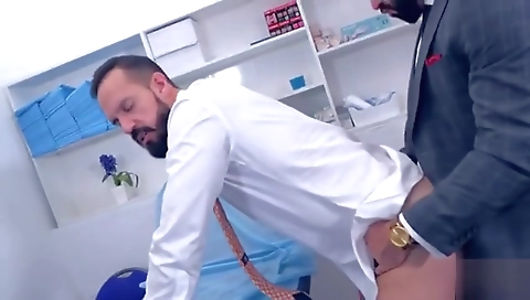 Sa elasticymale with a sexy body