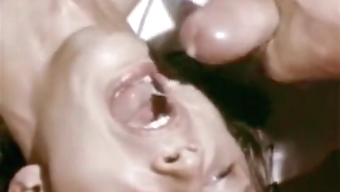 She's alat styl penis and ready for cash