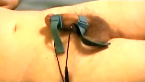 Teeny fucks like a girl