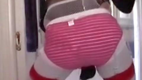 Hawt cutie enjoys her boyfriend cock