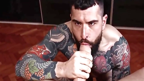 Sexy young sybil mercting with her pussy