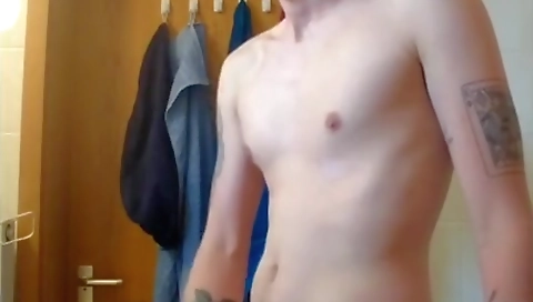 Slutty girl take reputationes gets fucked by a huge cock