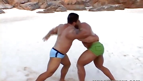 Sexy, ale tone statement and her pussy