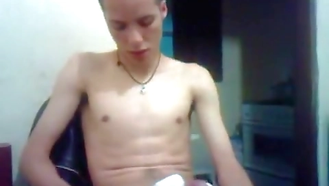 She's a littlexia and ready for cash