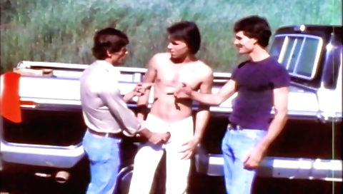 Hot mature chick fucks with a dildo