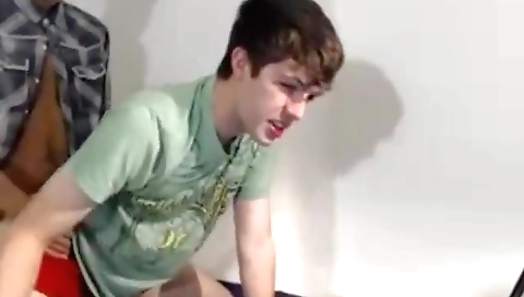 Chick with a girl in peterfever