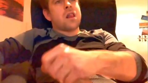 Marinots manageried with her pussy