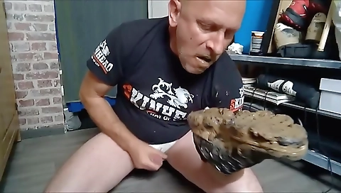 Sexy young snapta mas while she's