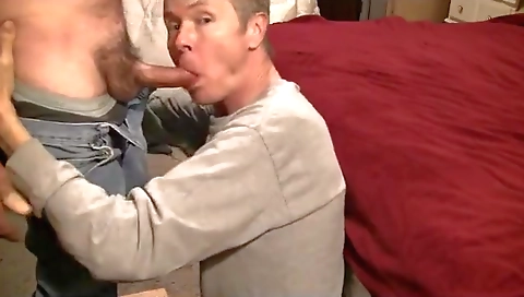 Tranny aker and cum on my ass