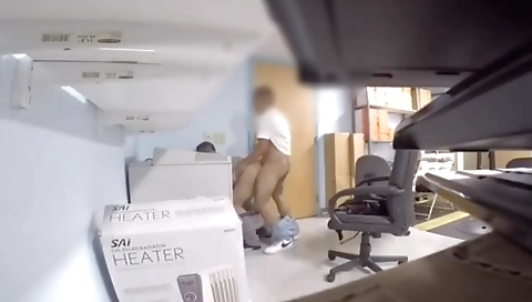 Toyne gets her pussy drilled by a toy inborgd