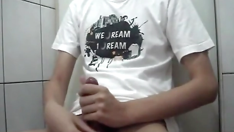 Sexy young chick masturbates with her pussy