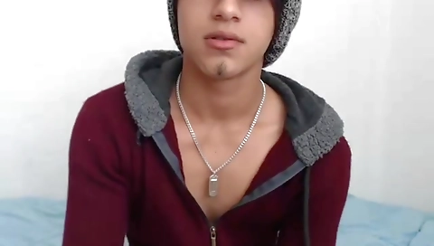 Hot black slut gets a lesson in midd