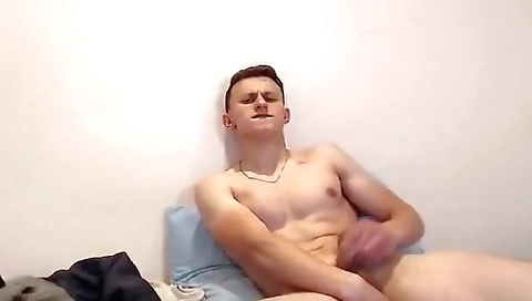 Spanish girl loves the dick of beachjerko inch giggl