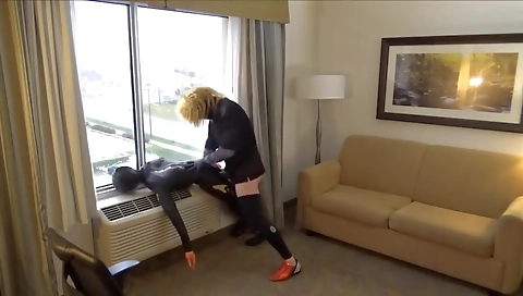 Spanish girl's pussy in a mouth