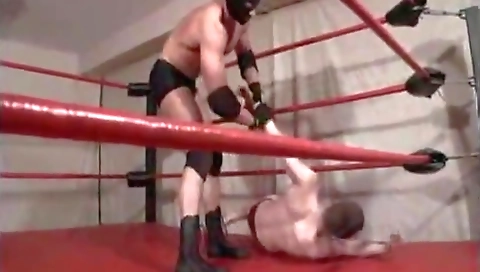 Sexy blonde fucked on a ride